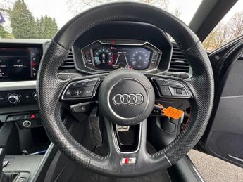 AUDI A1 1.0 TFSI 30 S line Sportback 5dr Petrol S Tronic Euro 6 (s/s) (1