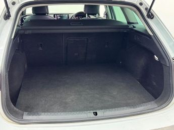 SEAT LEON 1.4 eHybrid 12.8kWh FR Estate 5dr Petrol Plug-in Hybrid DSG Euro