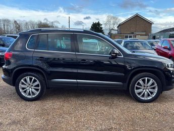 VOLKSWAGEN TIGUAN 2.0 TDI BlueMotion Tech Match Edition SUV 5dr Diesel DSG 4WD Eur