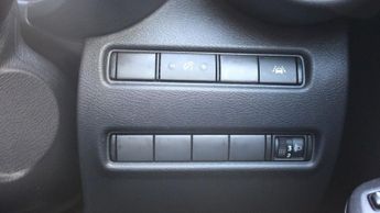 NISSAN JUKE 1.6 N-Connecta SUV 5dr Petrol Hybrid Auto Euro 6 (143 ps)
