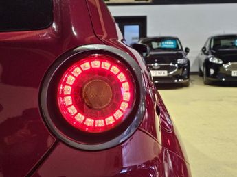 ALFA ROMEO MITO 1.4 TB MultiAir Distinctive Hatchback 3dr Petrol TCT Euro 6 (s/s