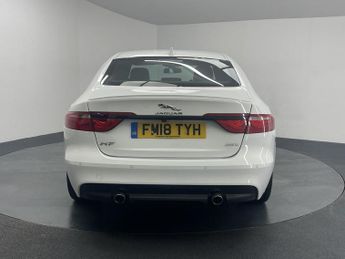 JAGUAR XF 2.0i R-Sport Saloon 4dr Petrol Auto Euro 6 (s/s) (250 ps)