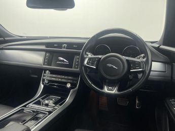 JAGUAR XF 2.0i R-Sport Saloon 4dr Petrol Auto Euro 6 (s/s) (250 ps)