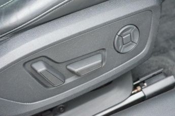 AUDI A6 AVANT 3.0 TDI V6 50 Black Edition Estate 5dr Diesel Tiptronic quattro 