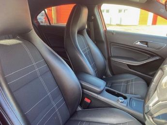 MERCEDES-BENZ A-CLASS 1.5 A180 CDI Sport Hatchback 5dr Diesel 7G-DCT Euro 5 (s/s) (109