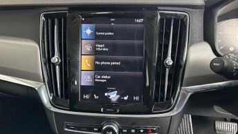 VOLVO V90 ESTATE 2.0 B4 MHEV MOMENTUM HYBRID AUTO 200 BHP