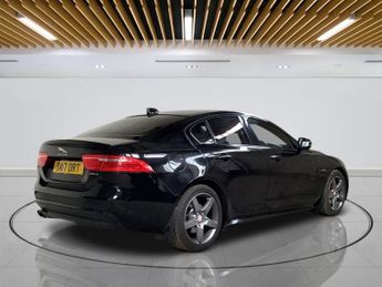JAGUAR XE 2.0d R-Sport Saloon 4dr Diesel Auto Euro 6 (s/s) (180 ps)