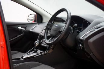 FORD FOCUS 1.5 TDCi Titanium Hatchback Diesel Powershift Euro 6 (s/s) 5dr -
