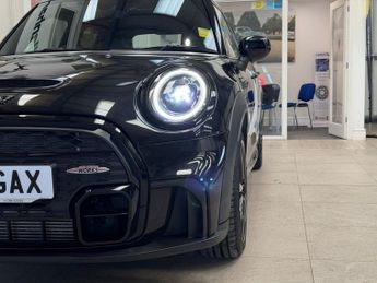MINI HATCH 2.0 Cooper S Sport Hatchback 5dr Petrol Steptronic Euro 6 (s/s) 