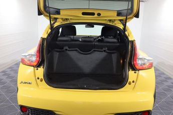 NISSAN JUKE 1.6 Tekna SUV 5dr Petrol XTRON Euro 5 (117 ps)