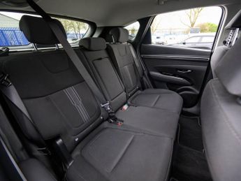 HYUNDAI TUCSON 1.6 h T-GDi Premium SUV 5dr Petrol Hybrid Auto Euro 6 (s/s) (230