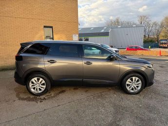 PEUGEOT 5008 1.5 BlueHDi Allure Premium + SUV 5dr Diesel EAT Euro 6 (s/s) (13