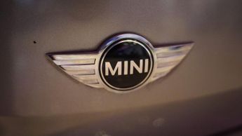 MINI CLUBMAN 2.0 Cooper D Estate 6dr Diesel Auto Euro 6 (s/s) (150 ps)