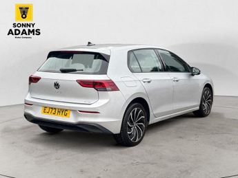 VOLKSWAGEN GOLF 1.0 eTSI MHEV Life Hatchback 5dr Petrol Hybrid DSG Euro 6 (s/s) 