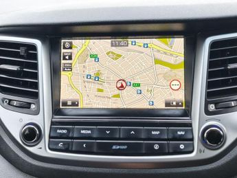 HYUNDAI TUCSON 1.7 CRDi Blue Drive SE Nav SUV 5dr Diesel DCT Euro 6 (s/s) (141 