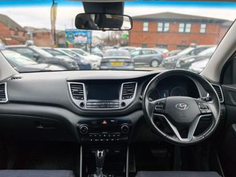 HYUNDAI TUCSON 1.7 CRDi Blue Drive SE Nav SUV 5dr Diesel DCT Euro 6 (s/s) (141 