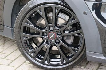 MINI HATCH 1.5 COOPER SPORT 5 DOOR