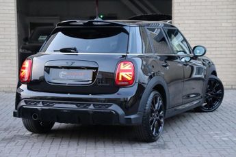 MINI HATCH 1.5 COOPER SPORT 5 DOOR