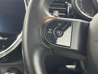 MINI HATCH 1.5 Cooper Classic Hatchback 5dr Petrol Steptronic Euro 6 (s/s) 