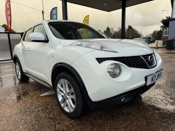 Nissan Juke 1.6 Acenta Premium SUV 5dr Petrol Manual Euro 5 (117 ps)