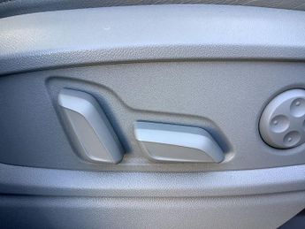 AUDI Q5 2.0 TFSI SE SUV 5dr Petrol S Tronic quattro Euro 6 (s/s) (252 ps