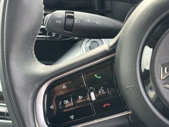 FIAT 500e C 42kWh Icon Convertible 2dr Electric Auto (118 ps)