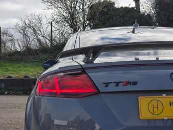 AUDI TT RS 2.5 TFSI Coupe 3dr Petrol S Tronic quattro Euro 6 (s/s) (400 ps)