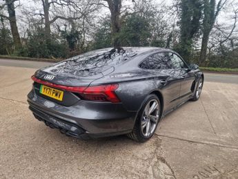 AUDI E-TRON GT 93.4kWh Saloon 4dr Electric Auto quattro (476 ps)