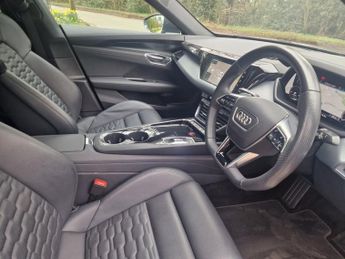 AUDI E-TRON GT 93.4kWh Saloon 4dr Electric Auto quattro (476 ps)