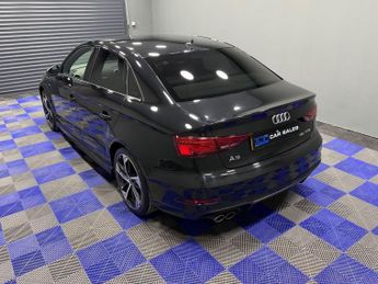AUDI A3 1.5 TFSI CoD 35 Black Edition Saloon 4dr Petrol S Tronic Euro 6 