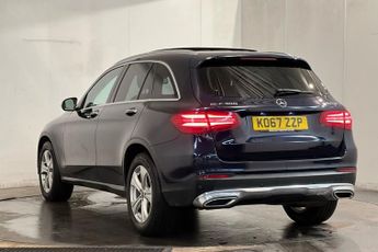 MERCEDES-BENZ GLC 2.1 GLC220d Sport (Premium Plus) SUV 5dr Diesel G-Tronic 4MATIC 