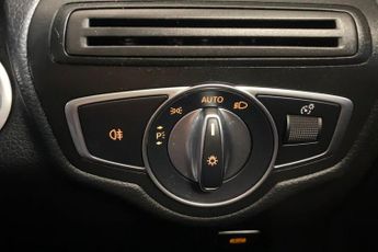 MERCEDES-BENZ GLC 2.1 GLC220d Sport (Premium Plus) SUV 5dr Diesel G-Tronic 4MATIC 