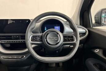 FIAT 500E 42kWh Icon Hatchback 3dr Electric Auto (118 ps) Android Auto / A