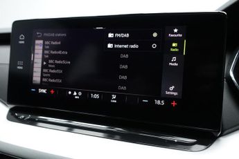 SKODA OCTAVIA 2.0 TDI SE Technology Estate 5dr Diesel DSG Euro 6 (s/s) (116 ps