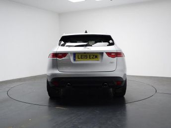 JAGUAR F-PACE 2.0 P250i Portfolio SUV 5dr Petrol Auto AWD Euro 6 (s/s) (250 ps