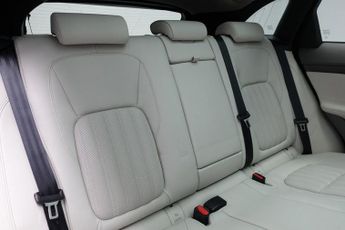 JAGUAR F-PACE 2.0 P250i Portfolio SUV 5dr Petrol Auto AWD Euro 6 (s/s) (250 ps