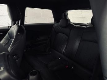 MINI HATCH 2.0 Cooper S Works Hatchback 3dr Petrol Manual Euro 6 (s/s) (210