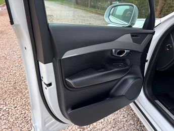 VOLVO XC90 2.0 D5 PowerPulse R-Design SUV 5dr Diesel Auto 4WD Euro 6 (s/s) 