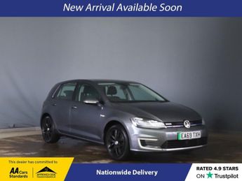 Volkswagen Golf 35.8kWh e-Golf Hatchback 5dr Electric Auto (136 ps)