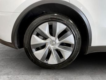 TESLA MODEL Y (Dual Motor) Long Range SUV 5dr Electric Auto 4WDE (384 bhp)