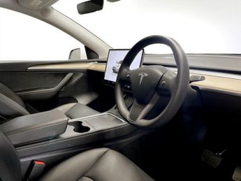 TESLA MODEL Y (Dual Motor) Long Range SUV 5dr Electric Auto 4WDE (384 bhp)