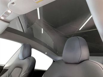 TESLA MODEL Y (Dual Motor) Long Range SUV 5dr Electric Auto 4WDE (384 bhp)