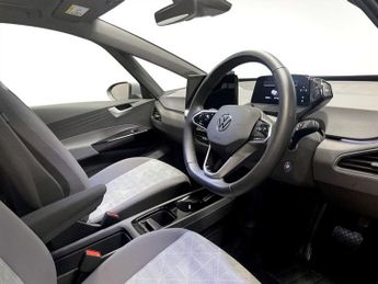 VOLKSWAGEN ID.3 Pro 58kWh Life Hatchback 5dr Electric Auto (145 ps)