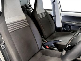 VOLKSWAGEN e-up! 36.8kWh e-up! Hatchback 5dr Electric Auto (82 ps)