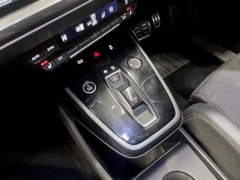 AUDI Q4 E-TRON 50 S line SUV 5dr Electric Auto quattro 82kWh (299 ps)
