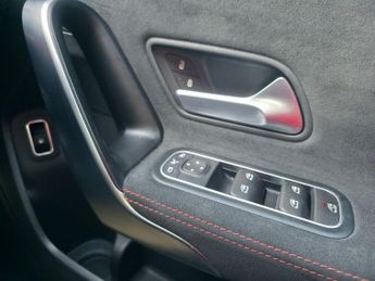 MERCEDES-BENZ A-CLASS 1.3 A250e 15.6kWh AMG Line (Executive) Hatchback 5dr Petrol Plug