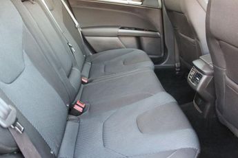 FORD MONDEO 2.0 TDCi Titanium Hatchback 5dr Diesel Manual Euro 6 (s/s) (180 