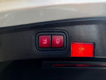 MERCEDES-BENZ C-CLASS 2.1 C250d AMG Line (Premium Plus) Coupe 2dr Diesel G-Tronic+ Eur