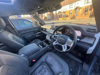 LAND ROVER DEFENDER 2.0 Si4 SE SUV 5dr Petrol Auto 4WD Euro 6 (s/s) (300 ps)