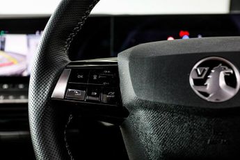 VAUXHALL ASTRA 1.6 12.4kWh Ultimate Hatchback 5dr Petrol Plug-in Hybrid Auto Eu